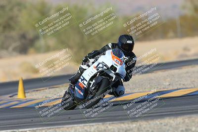 media/Dec-05-2024-Racers Edge (Thu) [[e102e0690b]]/3-B Group/Session 5 (Turn 6)/